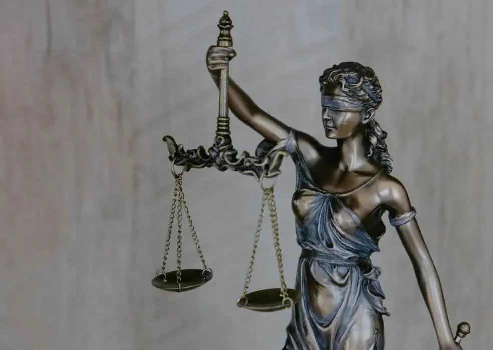 How Nursing Home Neglect Lawyers Advocate for Victims and Families